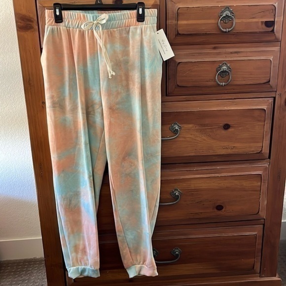 Hey Samy NWT Women’s Mint Green And Orange Sherbet Joggers Size Large - Picture 1 of 9